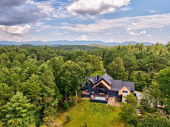 2nd image of 312 Charles Rd