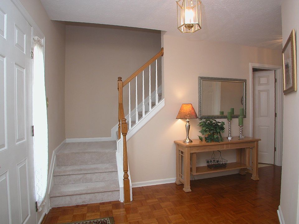 Inviting Foyer