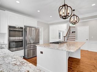 1364 Fallsbrook Way NW, Acworth, GA 30101