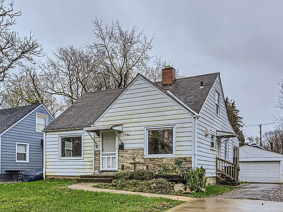 2nd image of 1149 Loretta Ave