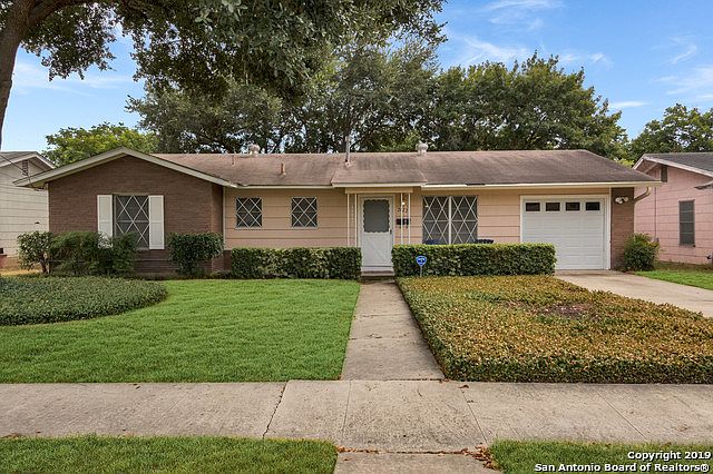 1st image of 2622 Monticello Ct
