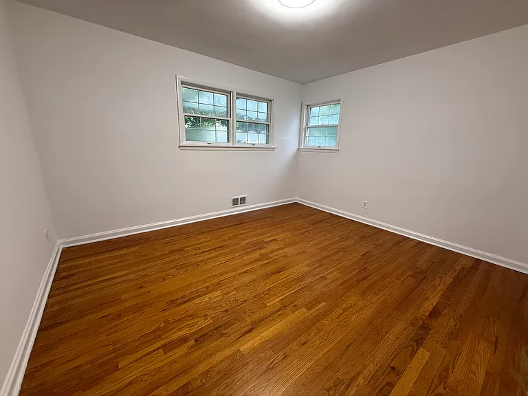 132 Heather Hill Rd — Photo 8