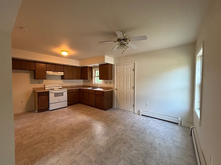 59 Marc Ln #A — Photo 10
