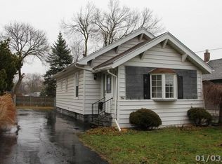 530 Prospect St, Lockport, NY 14094