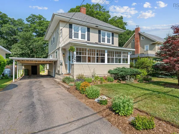 22 Caldwell Ave, Kentville, NS B4N 2C6