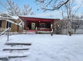 2215 E Gregory Blvd, Kansas City, MO 64132