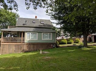 130 Hampton Cir, Hull, MA 02045