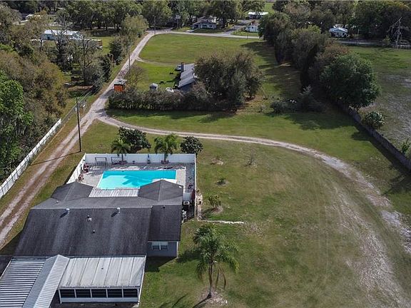 4th image of 4208 Thonotosassa Rd