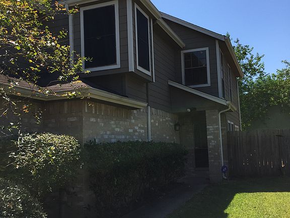 3rd image of 8807 Wild Basin Dr