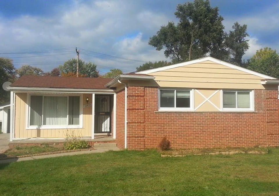 22634 Fargo Exterior