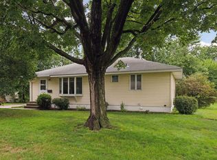 5825 Knox Ave N, Brooklyn Center, MN 55430