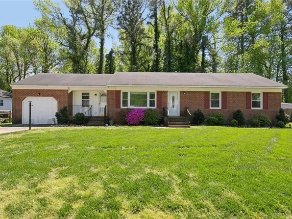 31 Kelsor Dr, Poquoson, VA 23662