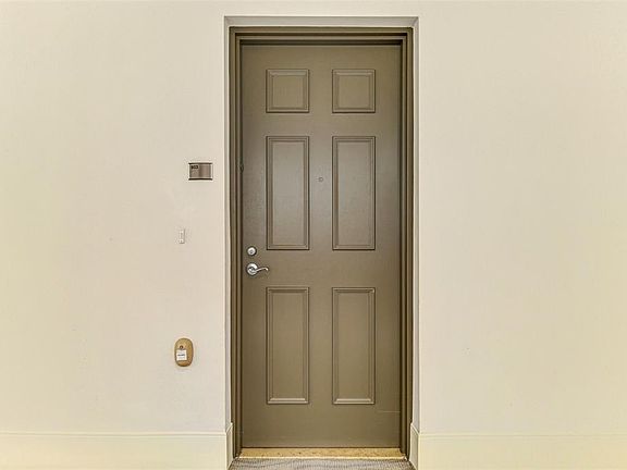 4th image of 1771 RINGLING BOULEVARD #903
