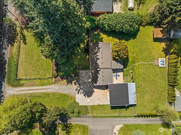 2nd image of 3022 106th Avenue E