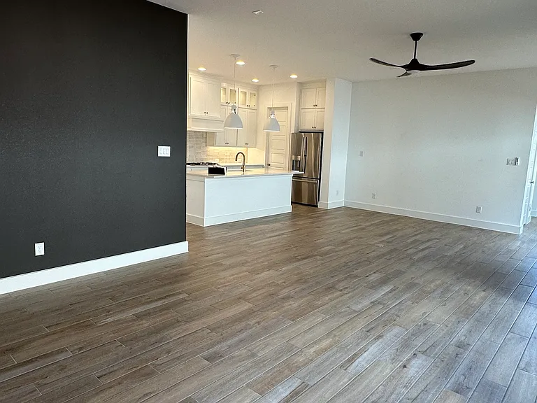 2137 Eastus Ln — Photo 9