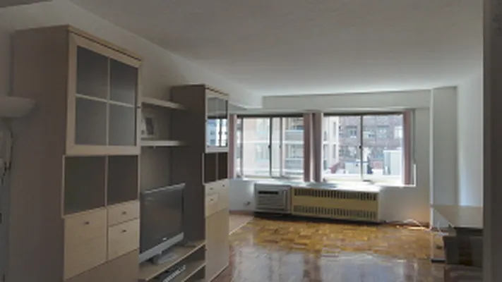 Rented by Corcoran | media 10