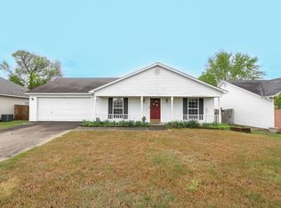 1723 Hidden Creek Dr, Bryant, AR 72022