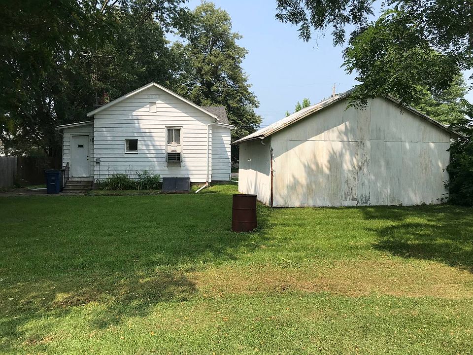 2nd image of 511 E 4th Ave