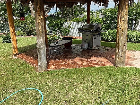 4th image of 3306 Bella Vista Dr