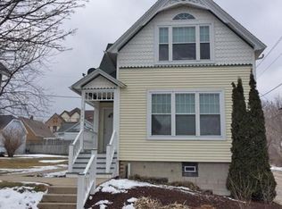 2123 S Woodward St, Milwaukee, WI 53207