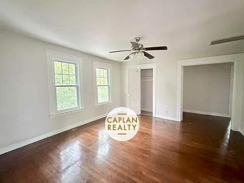 224 W Rock Ave #3 — Photo 4