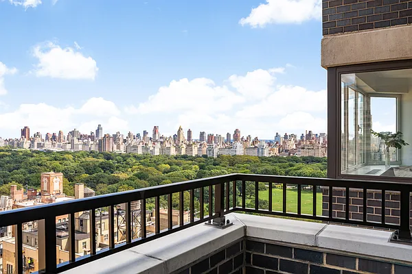 22 West 66th Street #24 in Lincoln Square, Manhattan