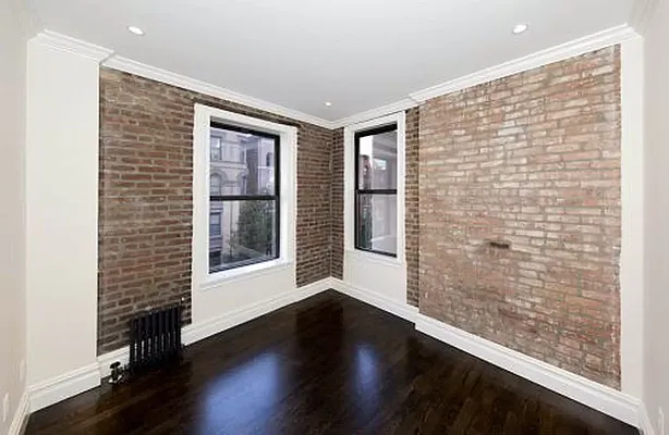 Rented by Compass | media 2