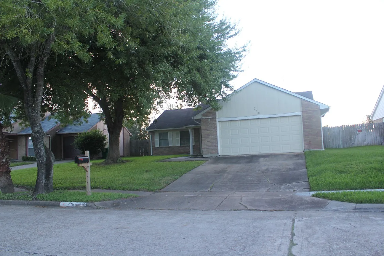 3 bed, 1550 sqft, $1,849 — Photo 2