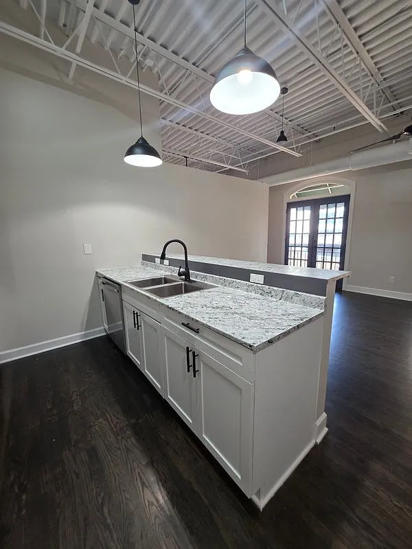 1 bed, 1.5 bath, 991 sqft, $1,700 — Photo 3