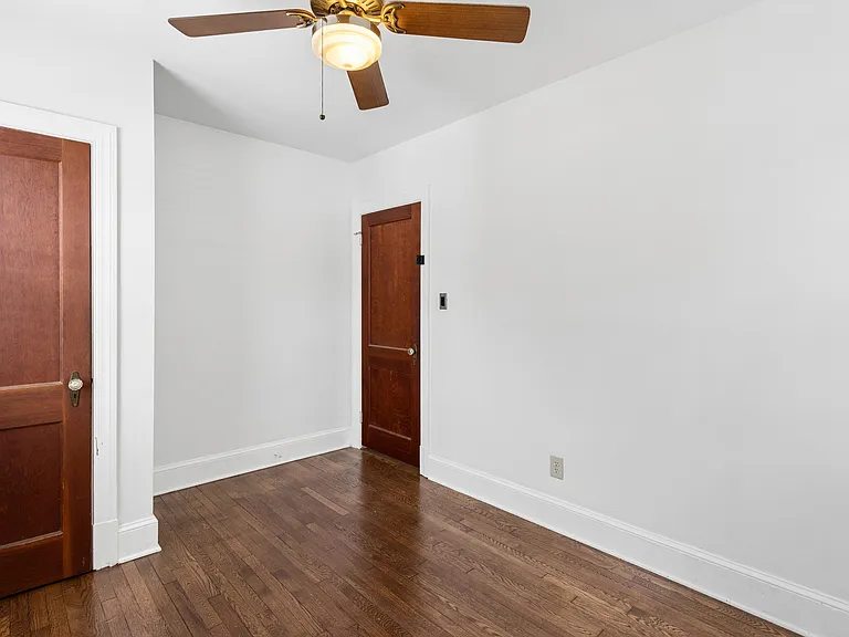 2307 Rawlings Ct — Photo 30