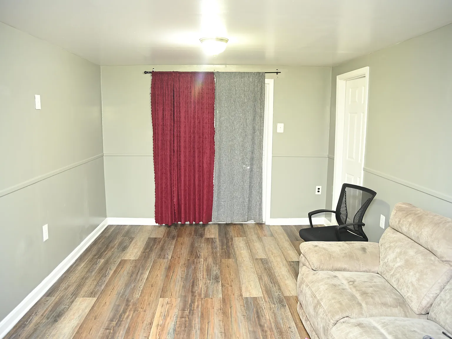 3 bed, 3.5 bath, 1327 sqft, $3,000 — Photo 2