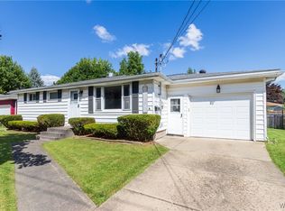 766 Castlebar Dr, North Tonawanda, NY 14120