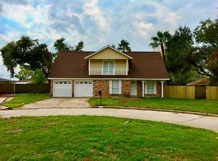910 Terrence Ct, Stafford, TX 77477