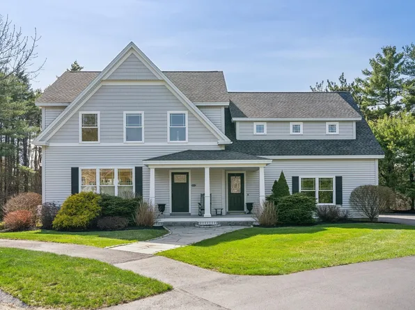 15 Mussel Cove Lane, Falmouth, ME 04105