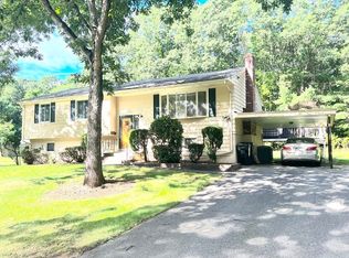 7 Johnson Rd, Sharon, MA 02067