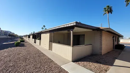 East View Apartments — Photo 19