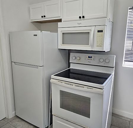 5th image of 6201 N 38th St #1/2