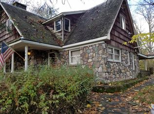 140 NE Jorgen St, Winston, OR 97496