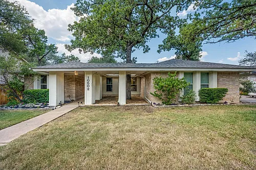 10502 Spicewood Pkwy Photo 1
