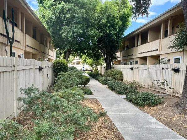 8011 Canby Ave Unit 1, Reseda, CA 91335