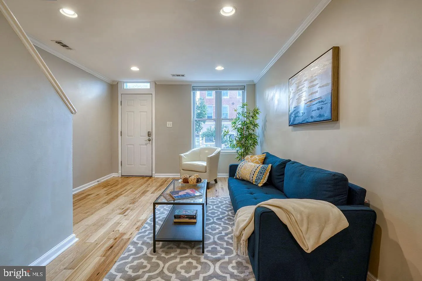 2 bed, 2.5 bath, 1456 sqft, $2,200 — Photo 3