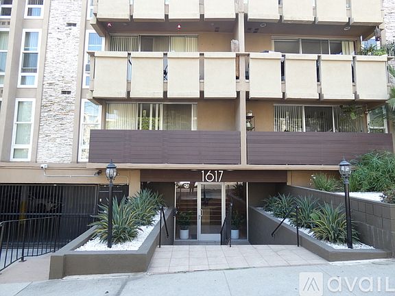 5th image of 1617 N Poinsettia Pl #209