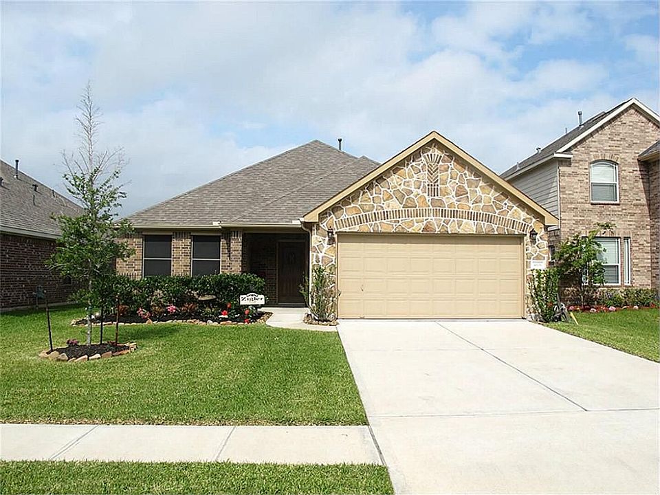 1st image of 4606 Meadow Way Dr