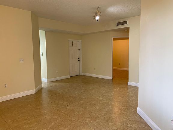 3rd image of 6936 SW 39th St #Cd106