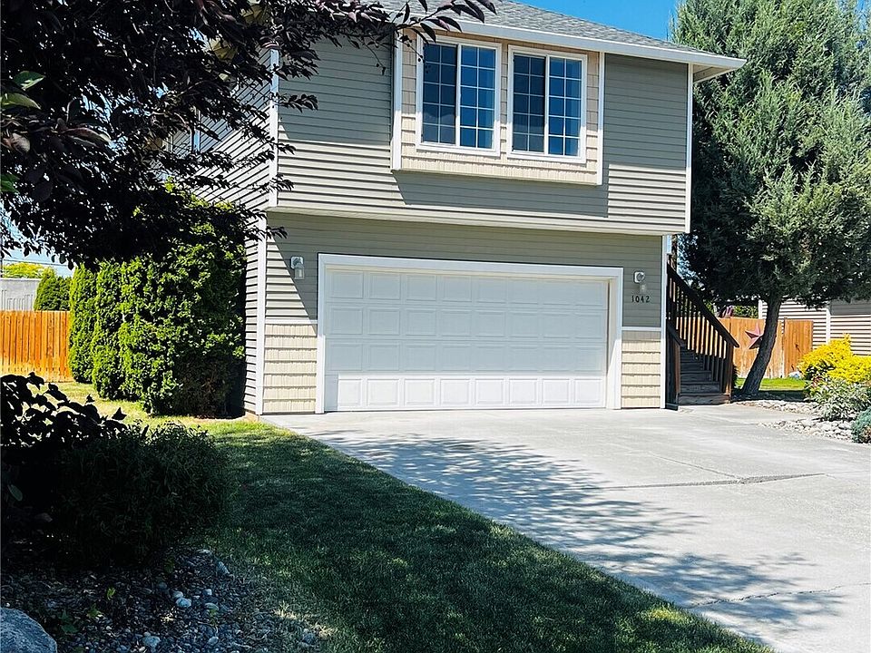 1st image of 1042 S Lakeland Drive