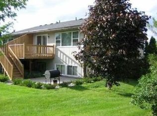 4451 Cinnamon Ridge Cir, Eagan, MN 55122