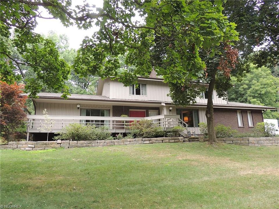 1st image of 1374 Oak Knoll Dr