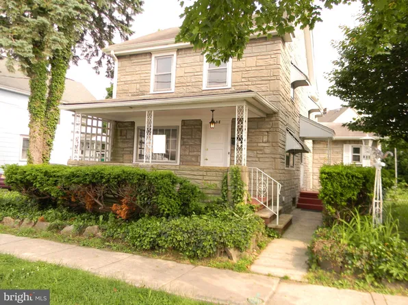108 Ellis St #110, Glassboro, NJ 08028