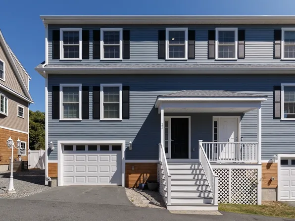11 Elbridge Ln #11, Marblehead, MA 01945