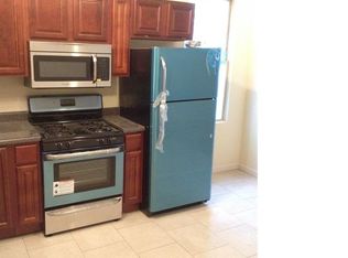 135 Mapes Ave, Newark, NJ 07112